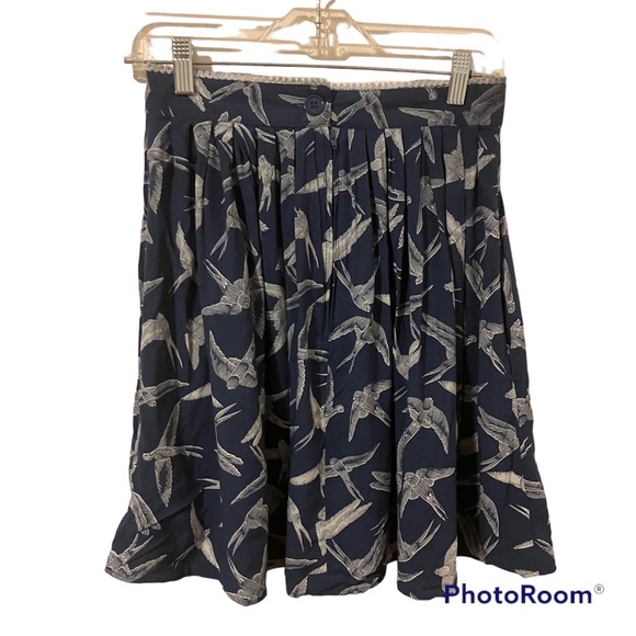 ModCloth Hell Bunny Lilou Swallow Printed Skirt- XS - Picture 12 of 12
